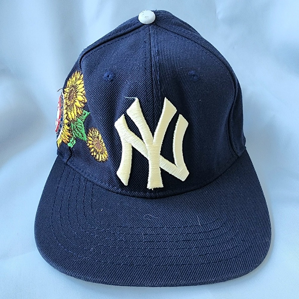 New York Yankees Licensed Pro Standard Embroidered‎ Sunflower Snapback Hat Cap